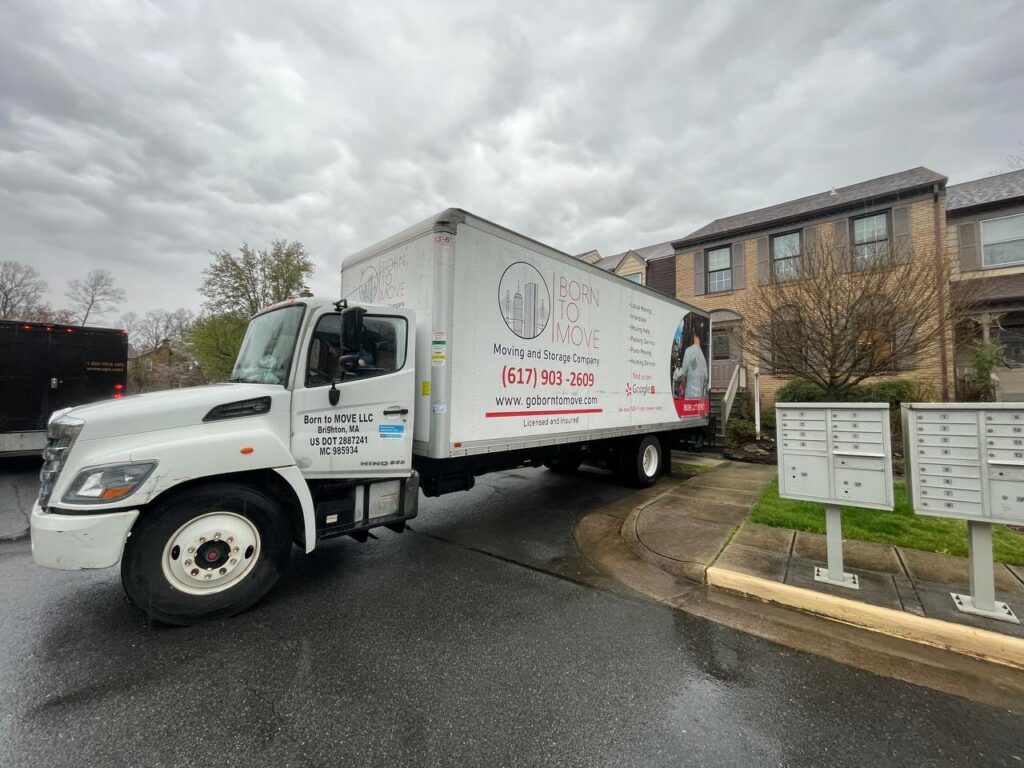 Movers from Boston to Nashville